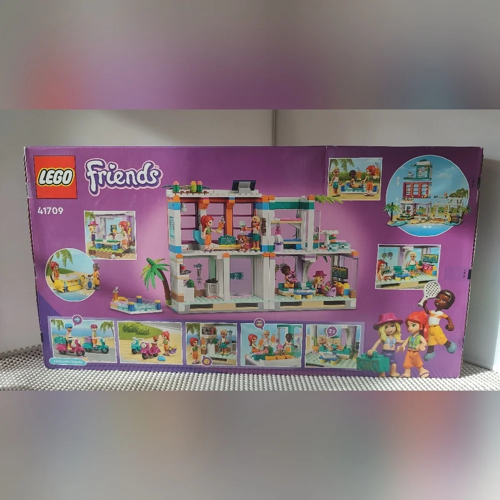 Lego Friends 41709 Vacation Beach House Building Toy
